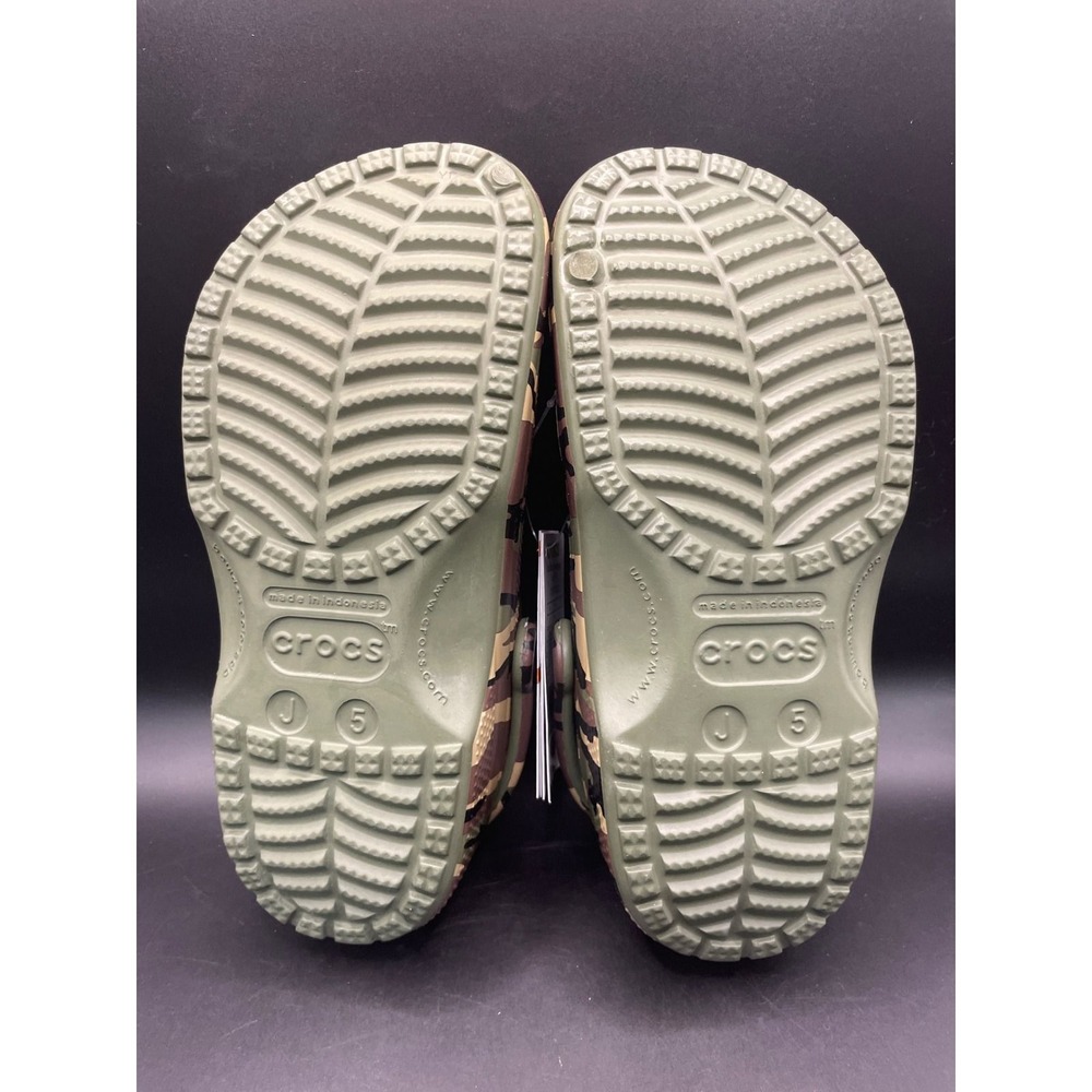 Crocs Classic Camouflage Clog K Kids J5 Forest Camo Slip On Shoes 211879-3TC - Picture 6 of 7